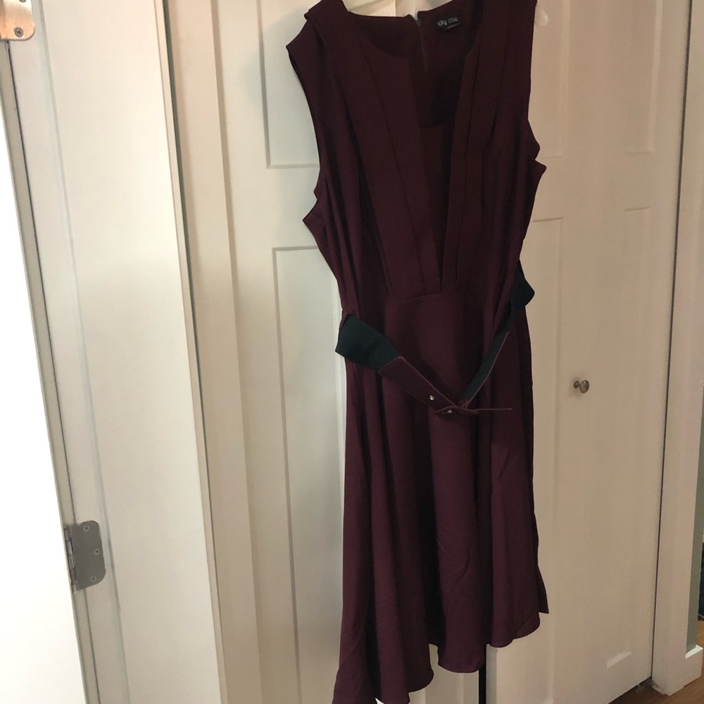 Professional/work dress. City Chic